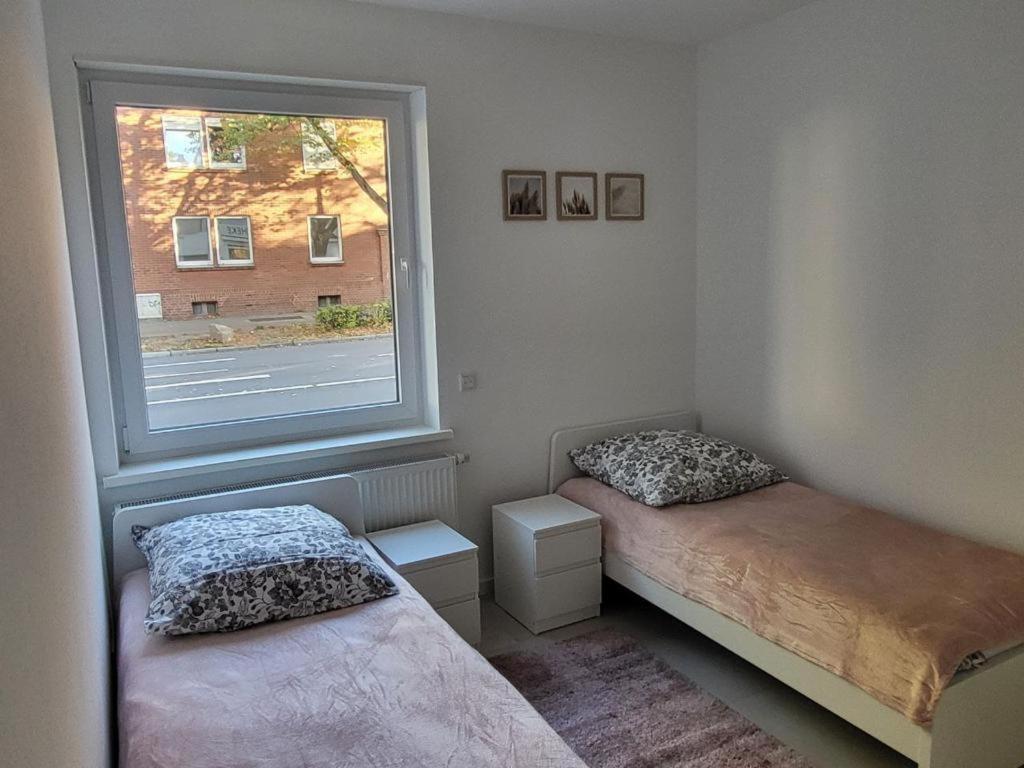 Monteurzimmer Mit Zwei Einzelnen Betten In Einer 3Zi Wohnung Mit Kuche Und Bad Оснабрюк Экстерьер фото